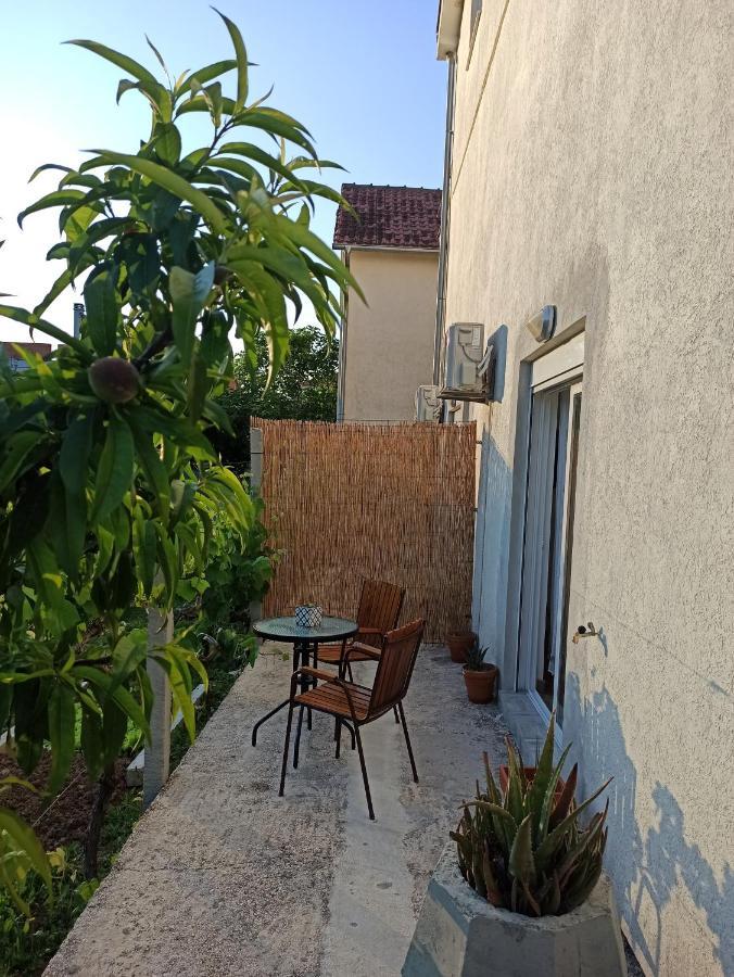 Lastva Holliday Rooms Budva Exterior photo