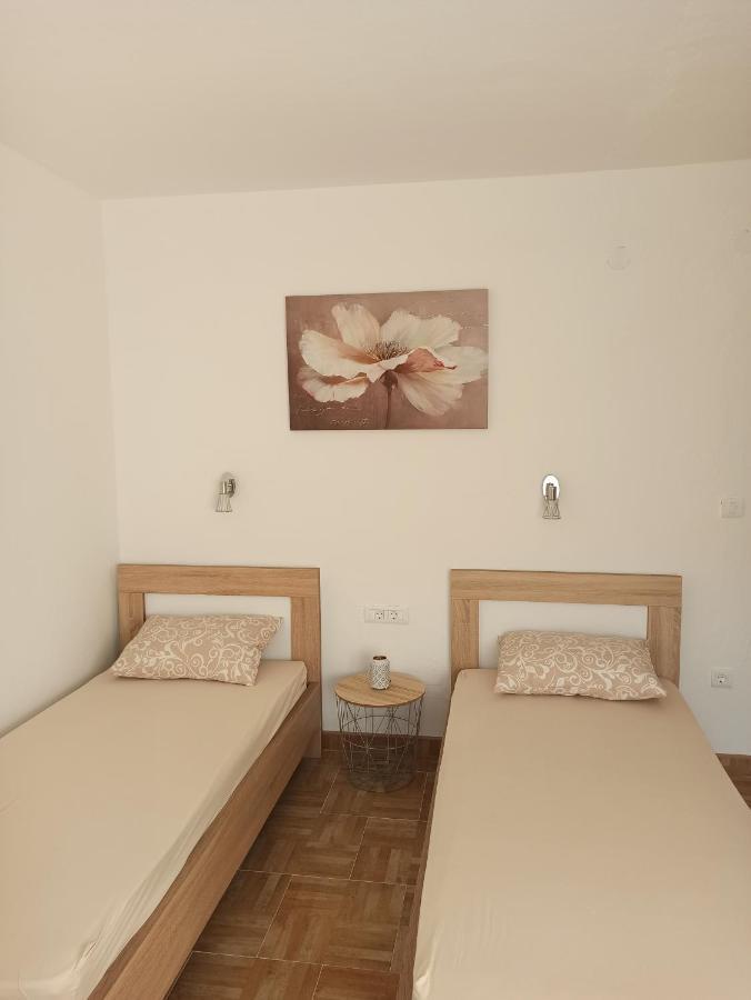 Lastva Holliday Rooms Budva Exterior photo