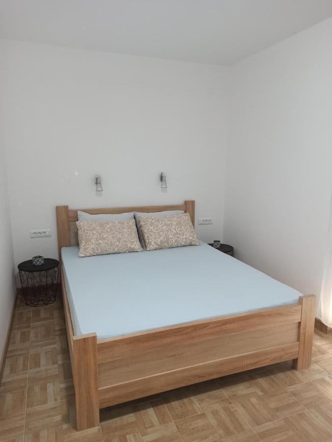 Lastva Holliday Rooms Budva Exterior photo